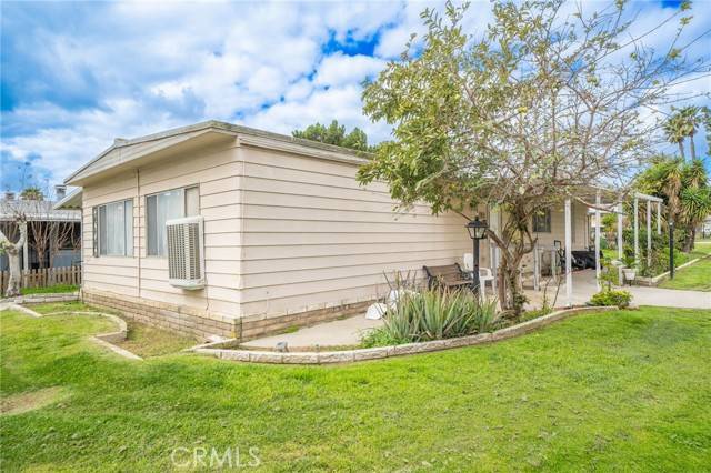 Eastvale, CA 91752,5800 Hamner #558