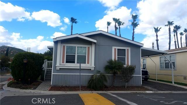 Colton, CA 92324,2851 S La Cadena #123 #123