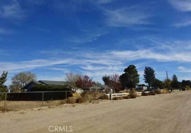 Palmdale, CA 93551,2125 W Avenue N8