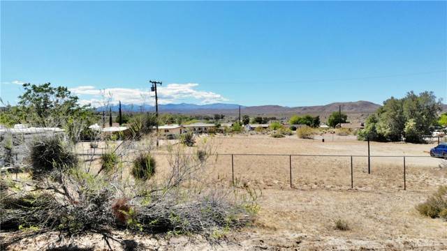 Joshua Tree, CA 92252,61956 Mountain View
