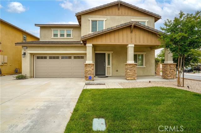 Fontana, CA 92336,16733 Morning Dew Lane