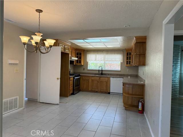 Escondido, CA 92027,1747 Craigmore Avenue