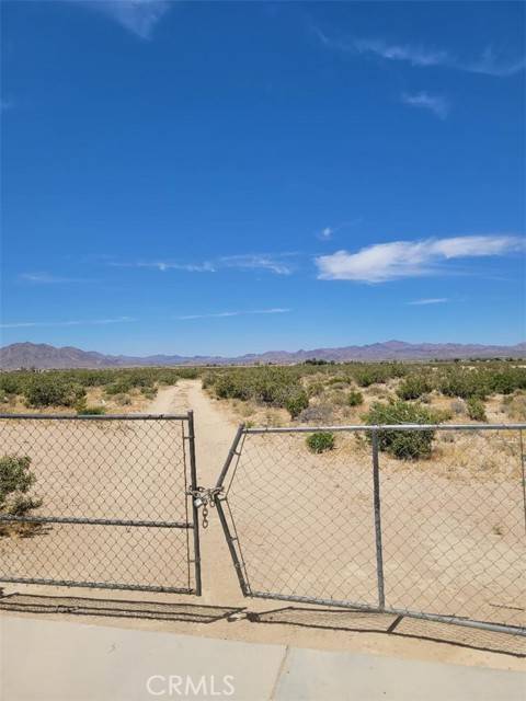 Lucerne Valley, CA 92356,0 Cobar