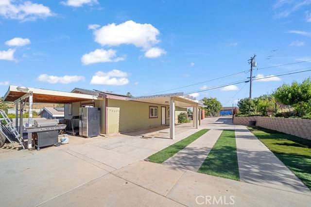 Menifee, CA 92587,23924 San Jacinto Road