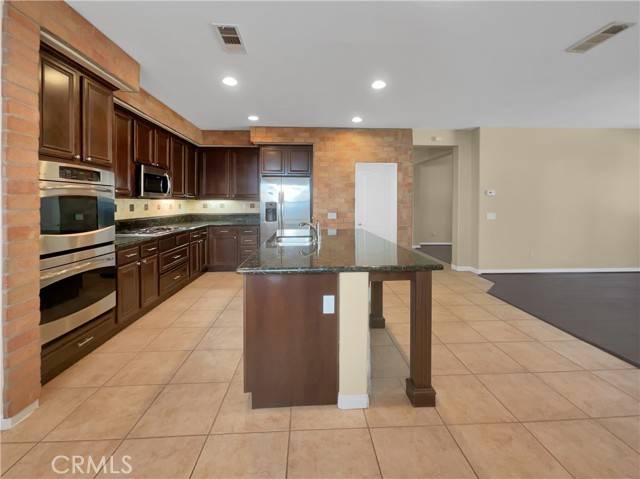 Murrieta, CA 92563,30241 Trois Valley Street