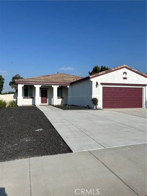 Fontana, CA 92335,9268 Cattail Lane