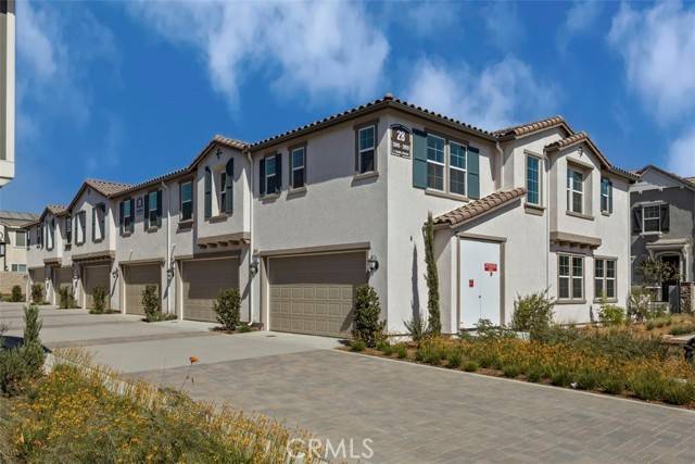 Ontario, CA 91761,3957 E Carmel Privado