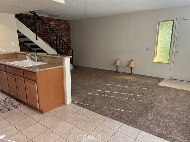 Upland, CA 91786,1301 W 8TH Street #2