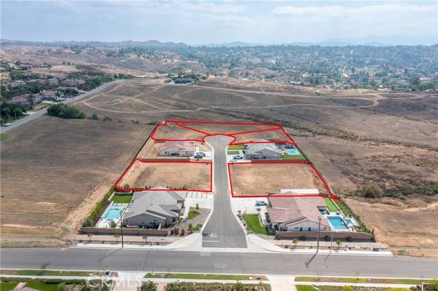 Riverside, CA 92506,7925 Featherstone