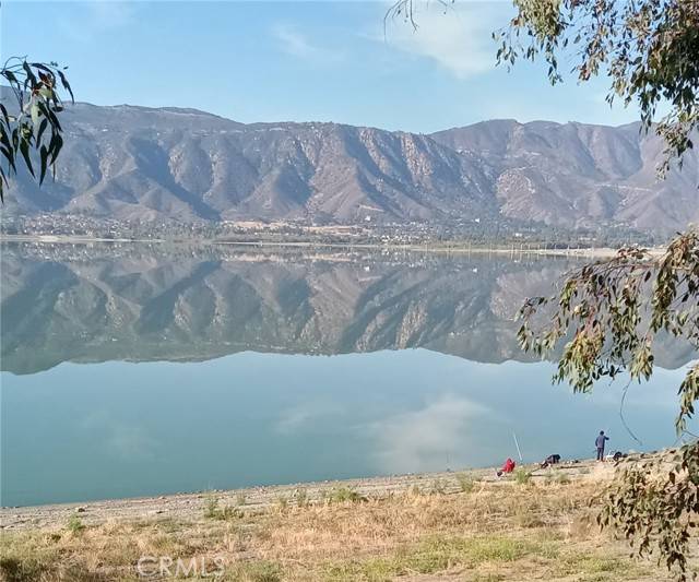 Lake Elsinore, CA 92530,15660 Laguna Avenue