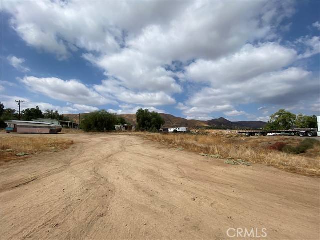 Perris, CA 92570,0 Maguglin Way