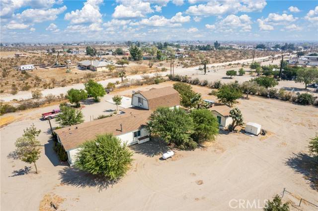 Phelan, CA 92371,5133 Luna Road