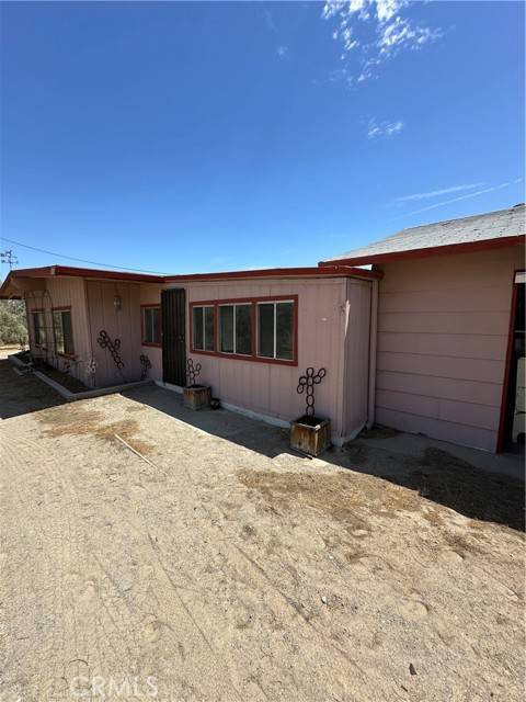 29 Palms, CA 92277,86311 Sampson Lane