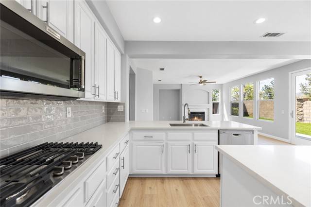 Murrieta, CA 92562,23421 Fern Place