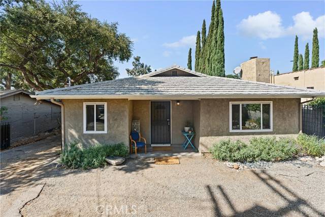 Tujunga, CA 91042,10133 Leona Street