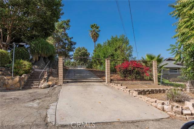 Chino, CA 91710,2995 Riverside Terrace