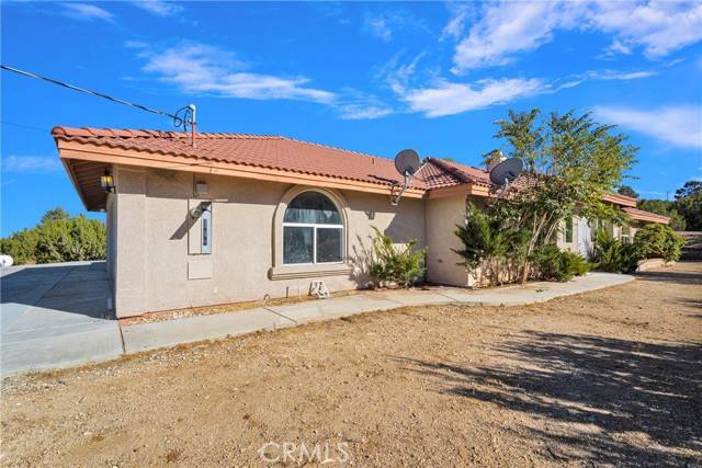 Pinon Hills, CA 92372,9329 Oasis Road