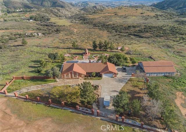 Perris, CA 92570,14505 Estelle Mountain Road