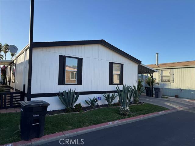 Perris, CA 92571,350 E San Jacinto #208