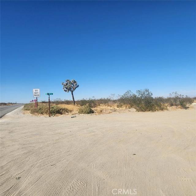 Pinon Hills, CA 92372,0 Palmdale