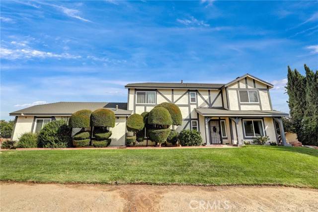 Jurupa Valley, CA 92509,5620 CLIFF VALLEY Circle