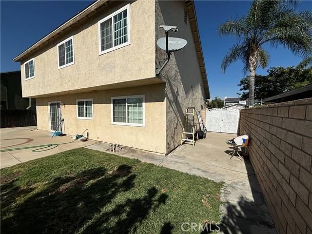 Fontana, CA 92336,18113 Raymond Court