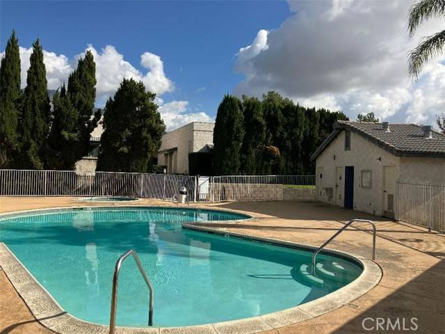 Highland, CA 92346,7001 Church Avenue #34