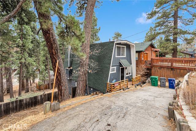 Big Bear, CA 92315,43095 Monterey Street