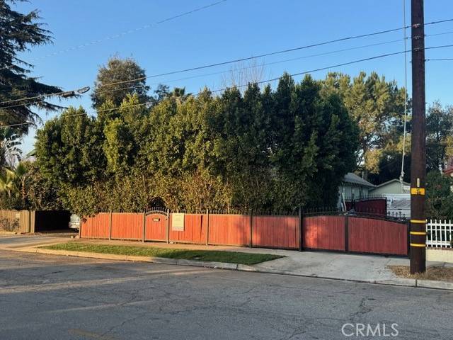 Pomona, CA 91768,1355 N Gordon Street