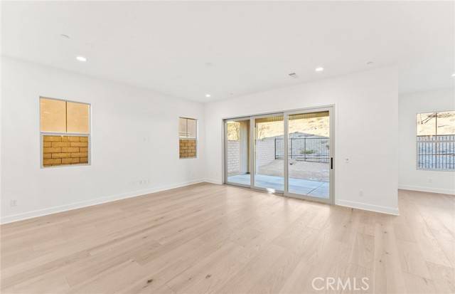 Chatsworth, CA 91311,21235 Wildflower Way