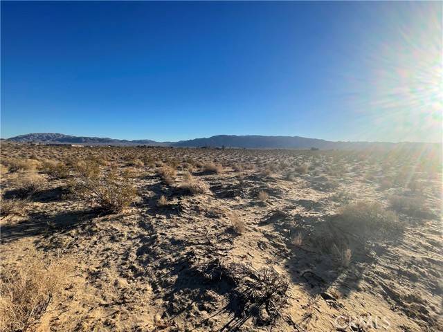 29 Palms, CA 92277,0 Valle Vista