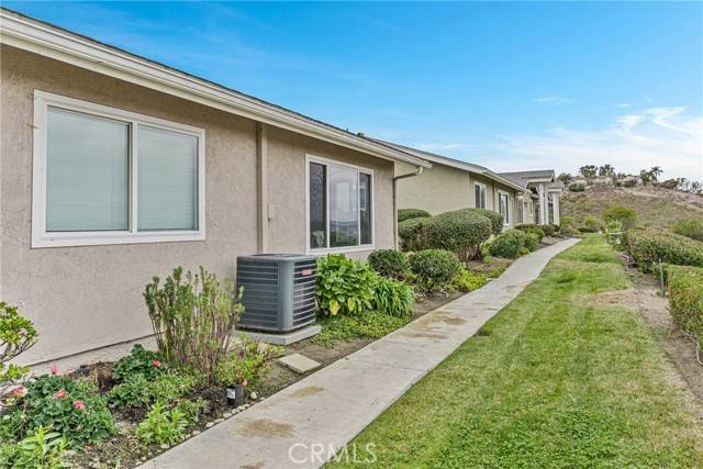 Oceanside, CA 92057,4318 Auklet Way