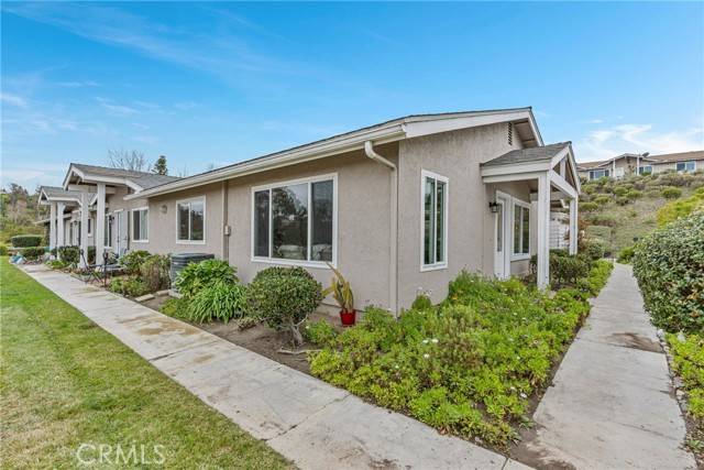 Oceanside, CA 92057,4318 Auklet Way