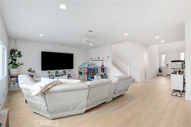 Fontana, CA 92336,15740 Parry Peak Drive