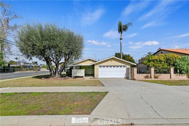 Corona, CA 92882,885 W Kendall Street