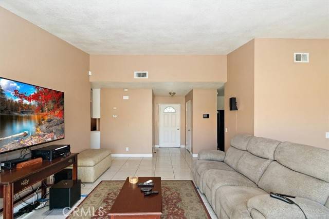 Rialto, CA 92376,716 N Teakwood Avenue