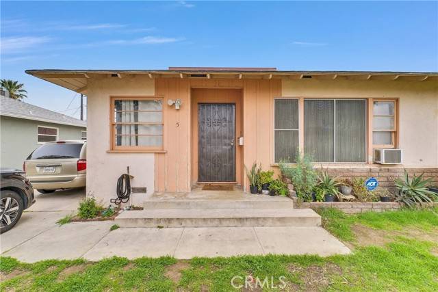 San Bernardino, CA 92404,557 E Trenton Street