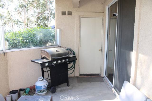 Corona, CA 92882,3190 Altura Court #101
