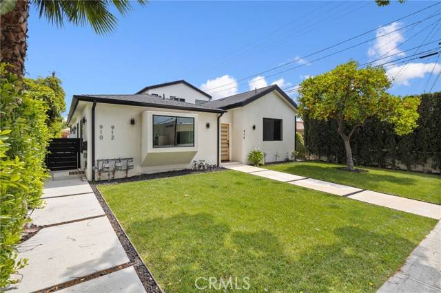Burbank, CA 91505,914 N Catalina Street