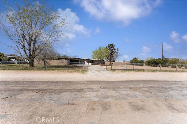 Hesperia, CA 92345,10440 6th Avenue