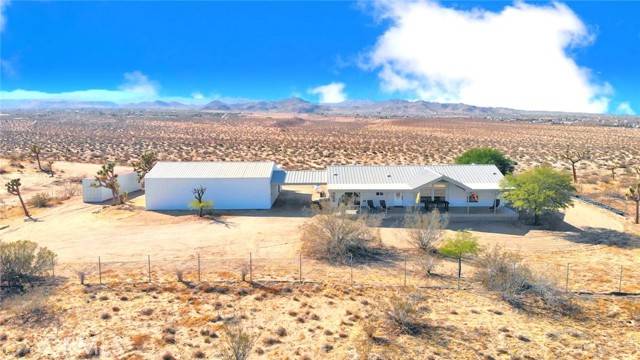 Landers, CA 92285,406 Rainbow Road