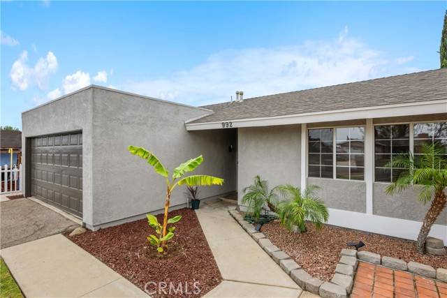 Corona, CA 92879,992 Redwood Court