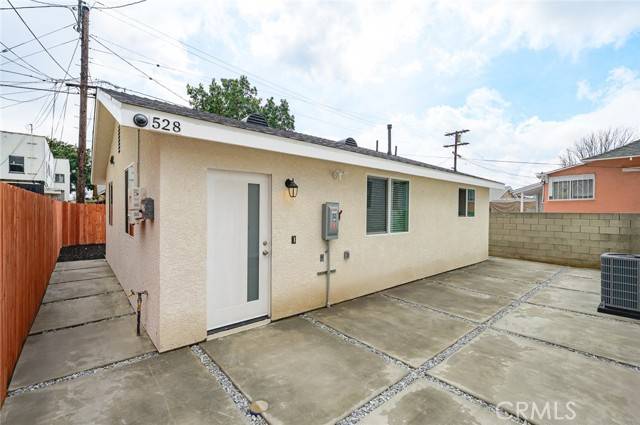 Los Angeles, CA 90037,528 W 43rd Street
