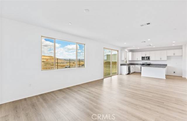Lake Elsinore, CA 92530,4246 Empressa Circle