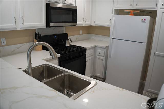 Torrance, CA 90502,22234 S Vermont Avenue #203B