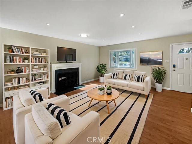 Redlands, CA 92373,529 Esther Way