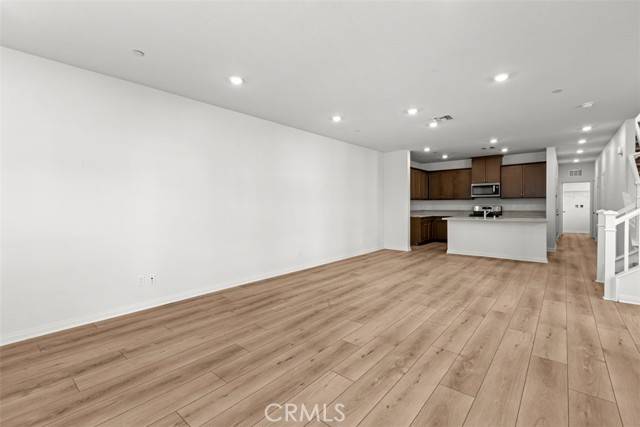 Ontario, CA 91761,4262 S Hermosa Paseo