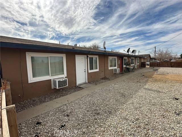 Adelanto, CA 92301,11895 White Avenue