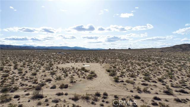 Johnson Valley, CA 92285,0 Listen Road