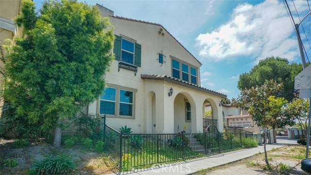 Santa Ana, CA 92703,4248 W 5th Street